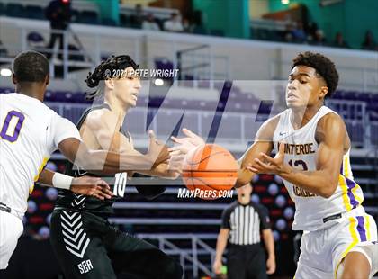 Thumbnail 3 in Montverde Academy vs. Sunrise (Geico Nationals) photogallery.