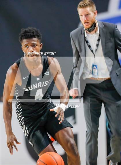 Thumbnail 3 in Montverde Academy vs. Sunrise (Geico Nationals) photogallery.
