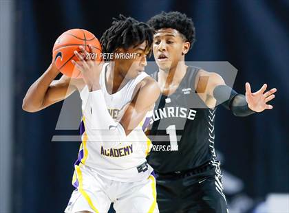 Thumbnail 3 in Montverde Academy vs. Sunrise (Geico Nationals) photogallery.