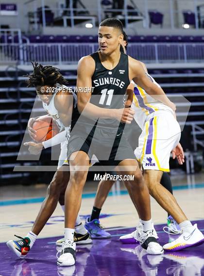 Thumbnail 2 in Montverde Academy vs. Sunrise (Geico Nationals) photogallery.