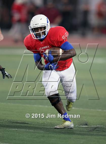 Thumbnail 1 in Rouse @ Leander photogallery.