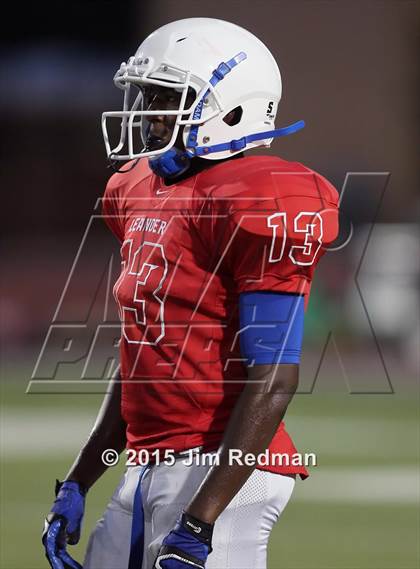 Thumbnail 2 in Rouse @ Leander photogallery.