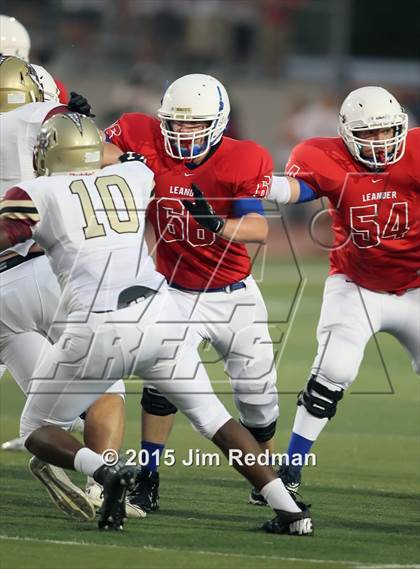 Thumbnail 1 in Rouse @ Leander photogallery.