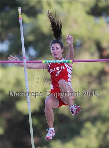 Thumbnail 2 in CIF CCS Masters Championships photogallery.