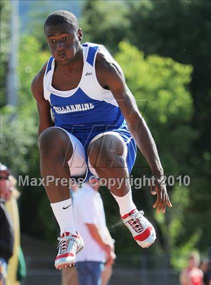Thumbnail 2 in CIF CCS Masters Championships photogallery.