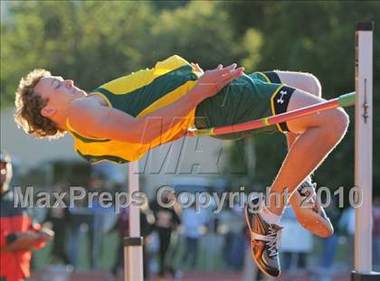Thumbnail 1 in CIF CCS Masters Championships photogallery.
