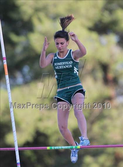 Thumbnail 1 in CIF CCS Masters Championships photogallery.