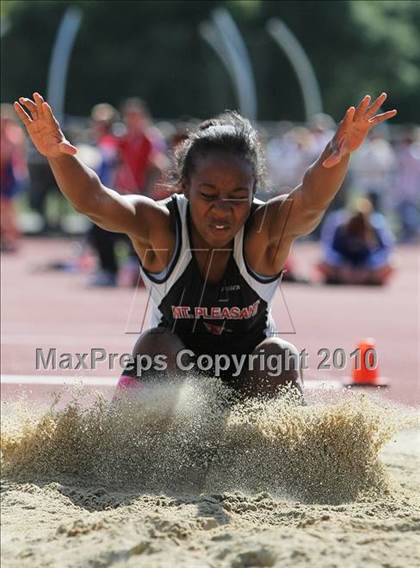 Thumbnail 3 in CIF CCS Masters Championships photogallery.