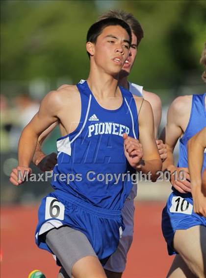 Thumbnail 1 in CIF CCS Masters Championships photogallery.