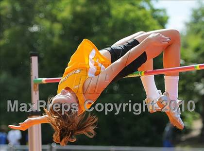 Thumbnail 1 in CIF CCS Masters Championships photogallery.
