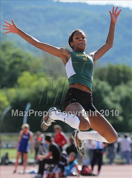 Thumbnail 2 in CIF CCS Masters Championships photogallery.
