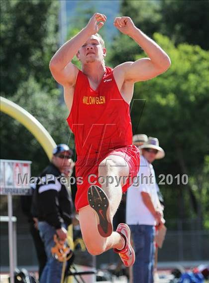 Thumbnail 1 in CIF CCS Masters Championships photogallery.