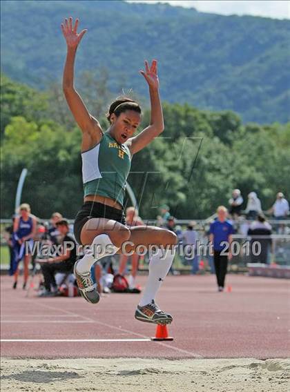 Thumbnail 1 in CIF CCS Masters Championships photogallery.
