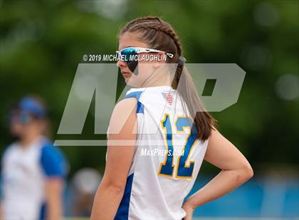 Thumbnail 3 in Oceanside vs East Meadow (NYSPHSAA Section 8 Class AA Final Game 1) photogallery.