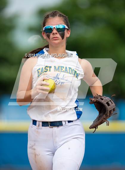 Thumbnail 2 in Oceanside vs East Meadow (NYSPHSAA Section 8 Class AA Final Game 1) photogallery.