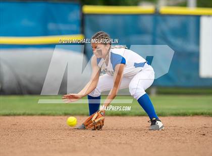 Thumbnail 2 in Oceanside vs East Meadow (NYSPHSAA Section 8 Class AA Final Game 1) photogallery.