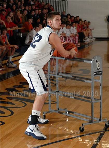 Thumbnail 3 in Norris City-Omaha-Enfield vs. Sesser-Valier (IHSA Class 1A Regional Championship) photogallery.
