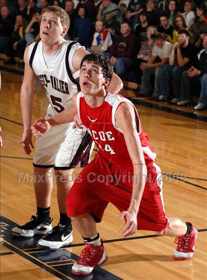 Thumbnail 3 in Norris City-Omaha-Enfield vs. Sesser-Valier (IHSA Class 1A Regional Championship) photogallery.