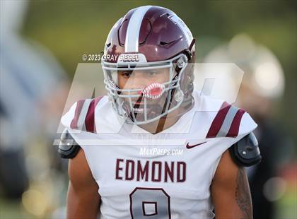 Thumbnail 3 in Edmond Memorial @ Edmond Santa Fe photogallery.