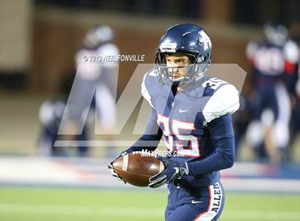 Thumbnail 3 in Allen vs. Sachse (UIL 6A D1 Bi-District) photogallery.