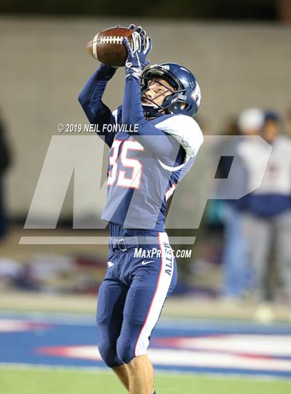 Thumbnail 2 in Allen vs. Sachse (UIL 6A D1 Bi-District) photogallery.