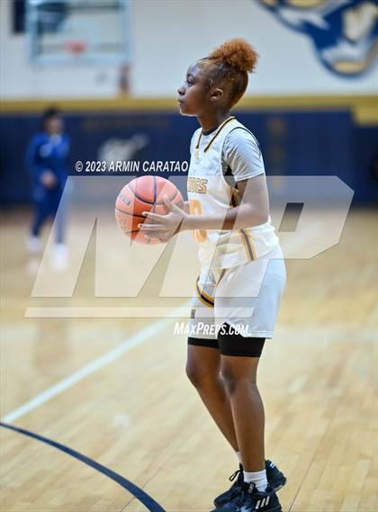 Thumbnail 3 in Westfield @ Nimitz photogallery.