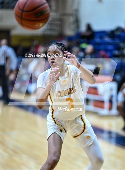 Thumbnail 3 in Westfield @ Nimitz photogallery.