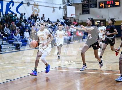 Thumbnail 3 in Westfield @ Nimitz photogallery.