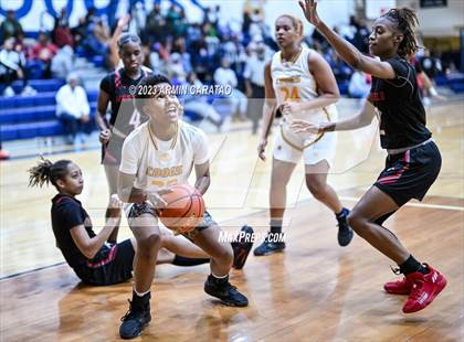 Thumbnail 1 in Westfield @ Nimitz photogallery.