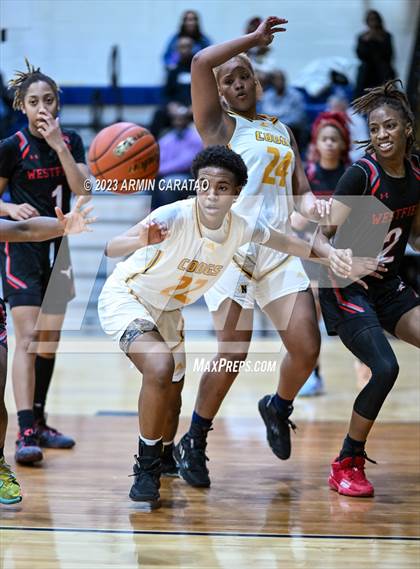 Thumbnail 2 in Westfield @ Nimitz photogallery.