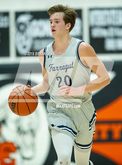Thumbnail 3 in Lenoir City vs. Farragut photogallery.
