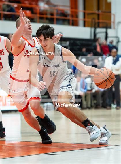 Thumbnail 2 in Lenoir City vs. Farragut photogallery.