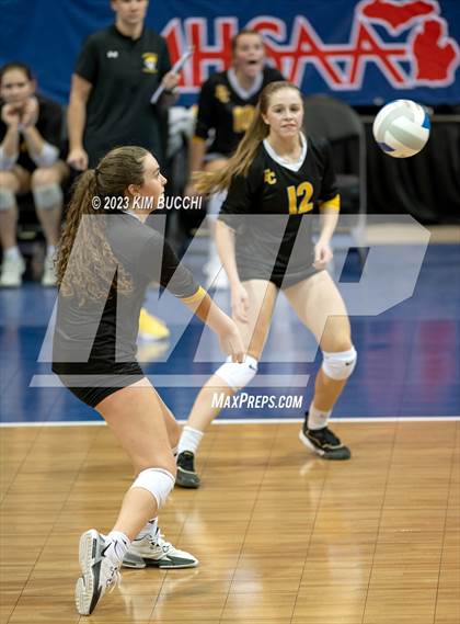 Thumbnail 3 in Lenawee Christian vs. Everest Collegiate (MHSAA Division 4 Semifinal) photogallery.