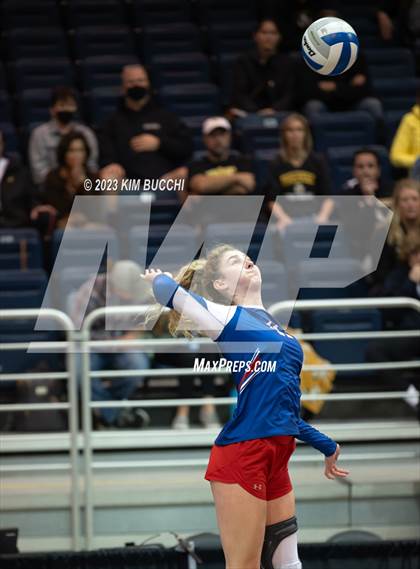 Thumbnail 2 in Lenawee Christian vs. Everest Collegiate (MHSAA Division 4 Semifinal) photogallery.