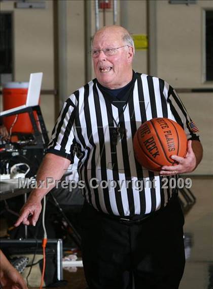 Thumbnail 2 in Rye vs Ramapo (Dr. Lynne Kahn Holiday Classic) photogallery.