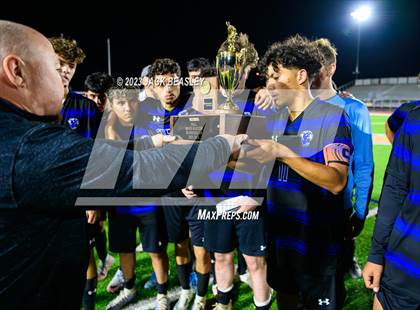 Thumbnail 3 in Snowflake vs. Chino Valley (AIA Fall Soccer Final Awards) photogallery.