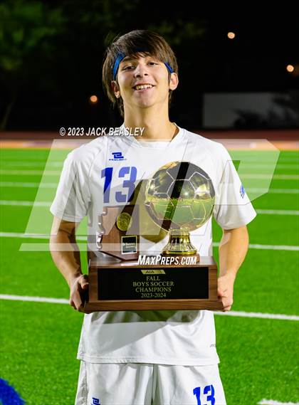 Thumbnail 2 in Snowflake vs. Chino Valley (AIA Fall Soccer Final Awards) photogallery.