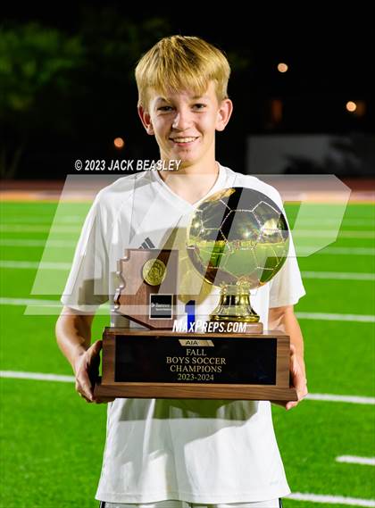 Thumbnail 1 in Snowflake vs. Chino Valley (AIA Fall Soccer Final Awards) photogallery.