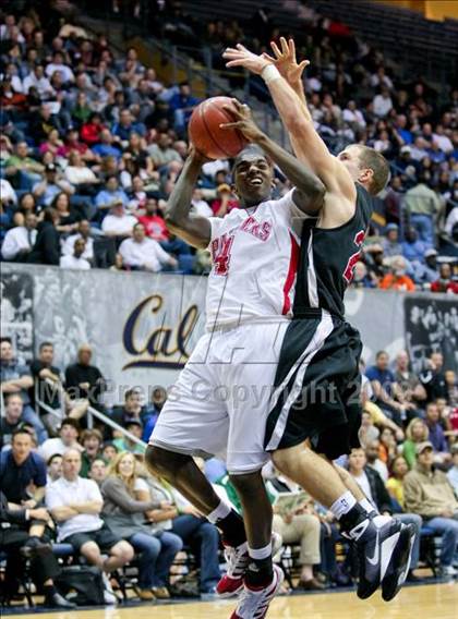 Thumbnail 3 in Monte Vista vs. St. Mary's (MLK Classic) photogallery.
