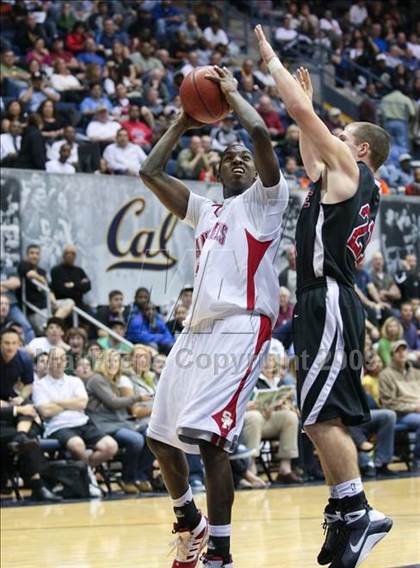 Thumbnail 2 in Monte Vista vs. St. Mary's (MLK Classic) photogallery.