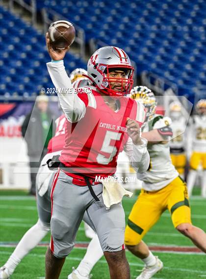 Thumbnail 2 in King Philip Regional vs Catholic Memorial (MIAA Division 2 Final) photogallery.