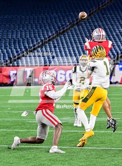 Thumbnail 2 in King Philip Regional vs Catholic Memorial (MIAA Division 2 Final) photogallery.