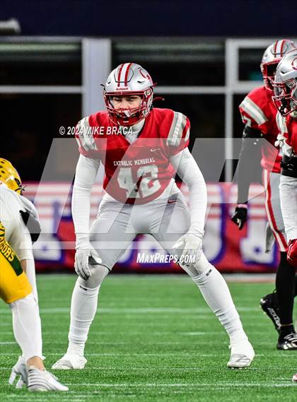 Thumbnail 2 in King Philip Regional vs Catholic Memorial (MIAA Division 2 Final) photogallery.