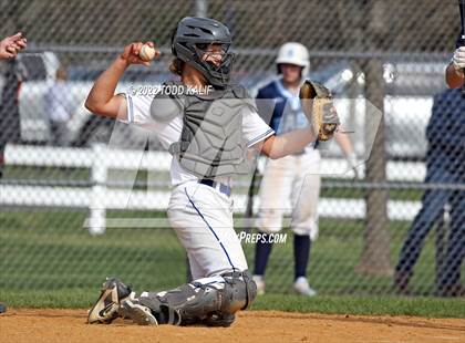Thumbnail 1 in East Catholic @ Glastonbury photogallery.