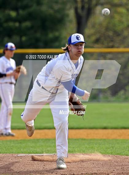 Thumbnail 1 in East Catholic @ Glastonbury photogallery.