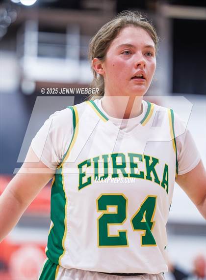 Thumbnail 3 in Pyramid Lake vs. Eureka (NIAA 1A Final) photogallery.