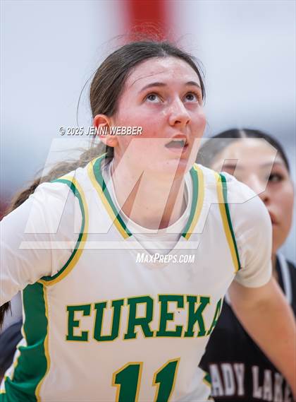 Thumbnail 1 in Pyramid Lake vs. Eureka (NIAA 1A Final) photogallery.