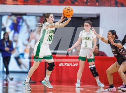 Thumbnail 2 in Pyramid Lake vs. Eureka (NIAA 1A Final) photogallery.