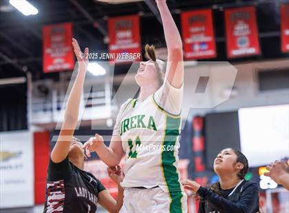 Thumbnail 2 in Pyramid Lake vs. Eureka (NIAA 1A Final) photogallery.
