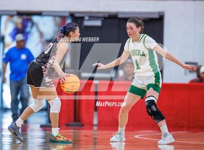 Thumbnail 1 in Pyramid Lake vs. Eureka (NIAA 1A Final) photogallery.
